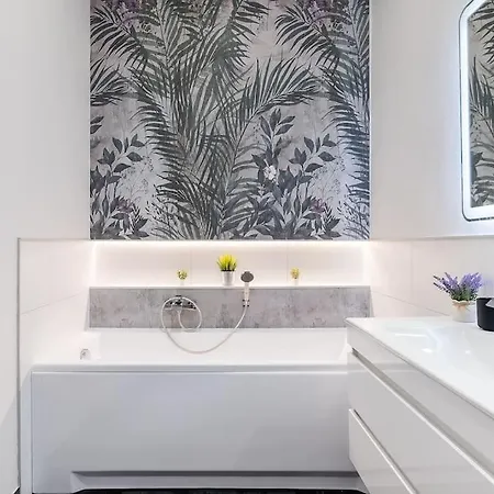 Deluxe Retreat - Free Parking *