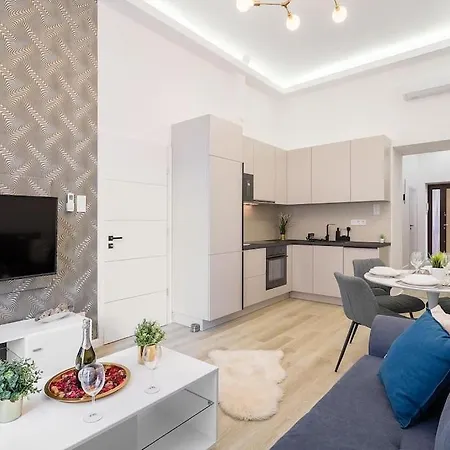 Deluxe Retreat - Free Parking