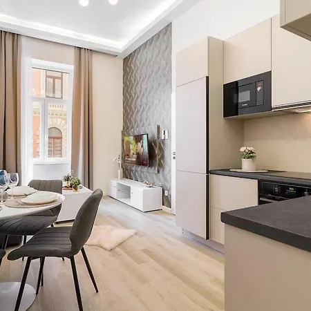 Deluxe Retreat - Free Parking Apartamento *