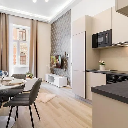 Deluxe Retreat - Free Parking Daire *