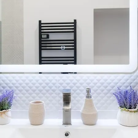 Apartamento Deluxe Retreat - Free Parking *