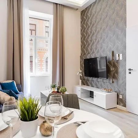 Deluxe Retreat - Free Parking Daire