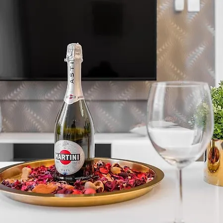 Deluxe Retreat - Free Parking